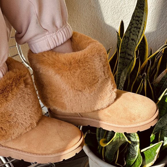 Bamboo Suede Slouchy Round Toe Platform Heeled Booties main image 0